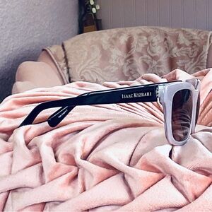 ISAAC MIZRAHI NEW YORK SUNGLASSES